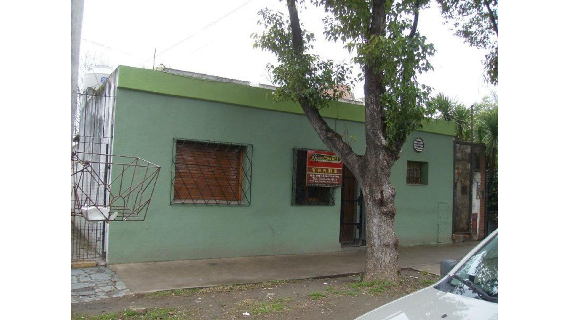 DEPARTAMENTO TIPO CASA DE 2 AMBIENTES CON PATIO