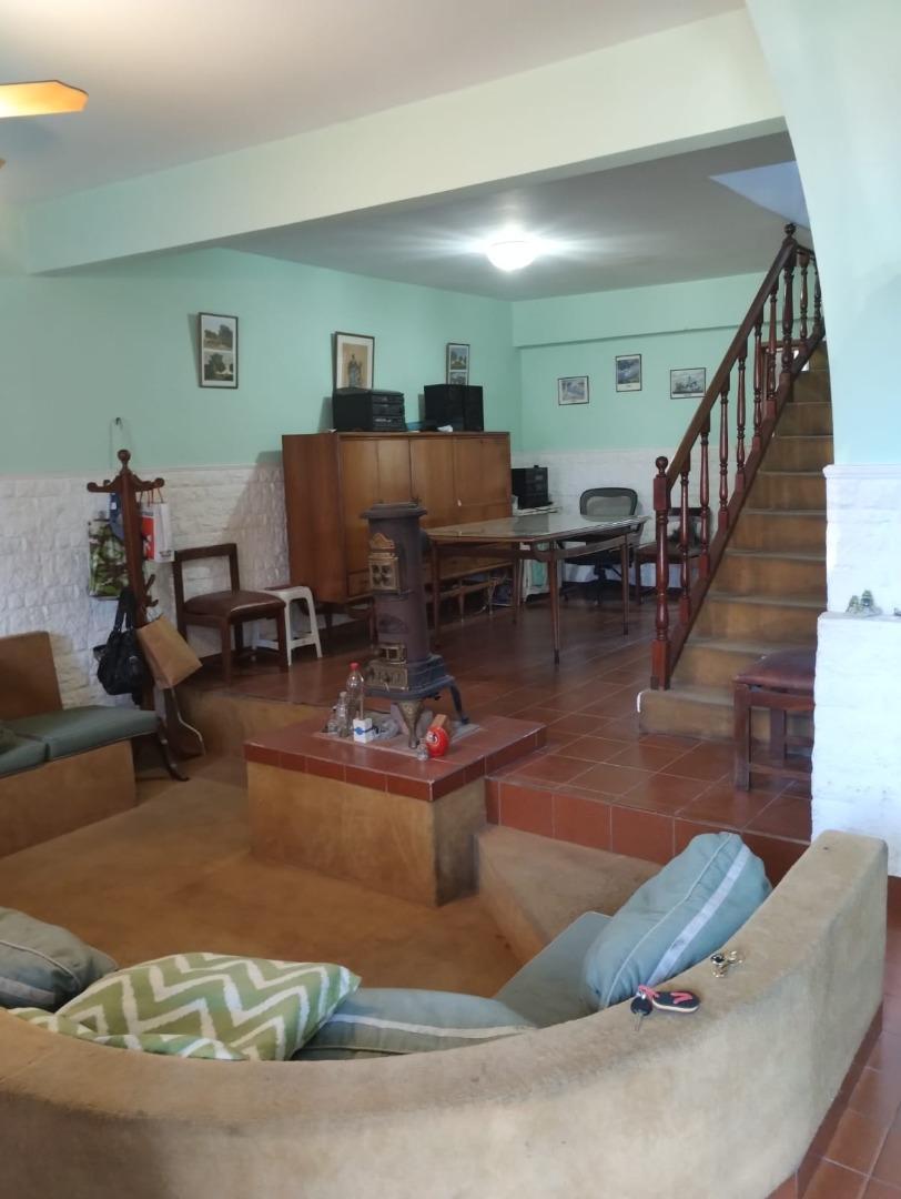 Casa 4 ambientes con 3 baños