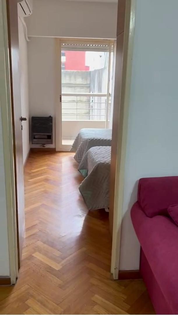 Hipolito Yrigoyen 3600, Piso 2