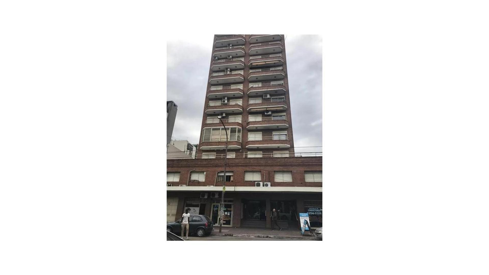 DPTO 3 AMB C/BALCÓN. A 1c fte Estacion/tomo valor