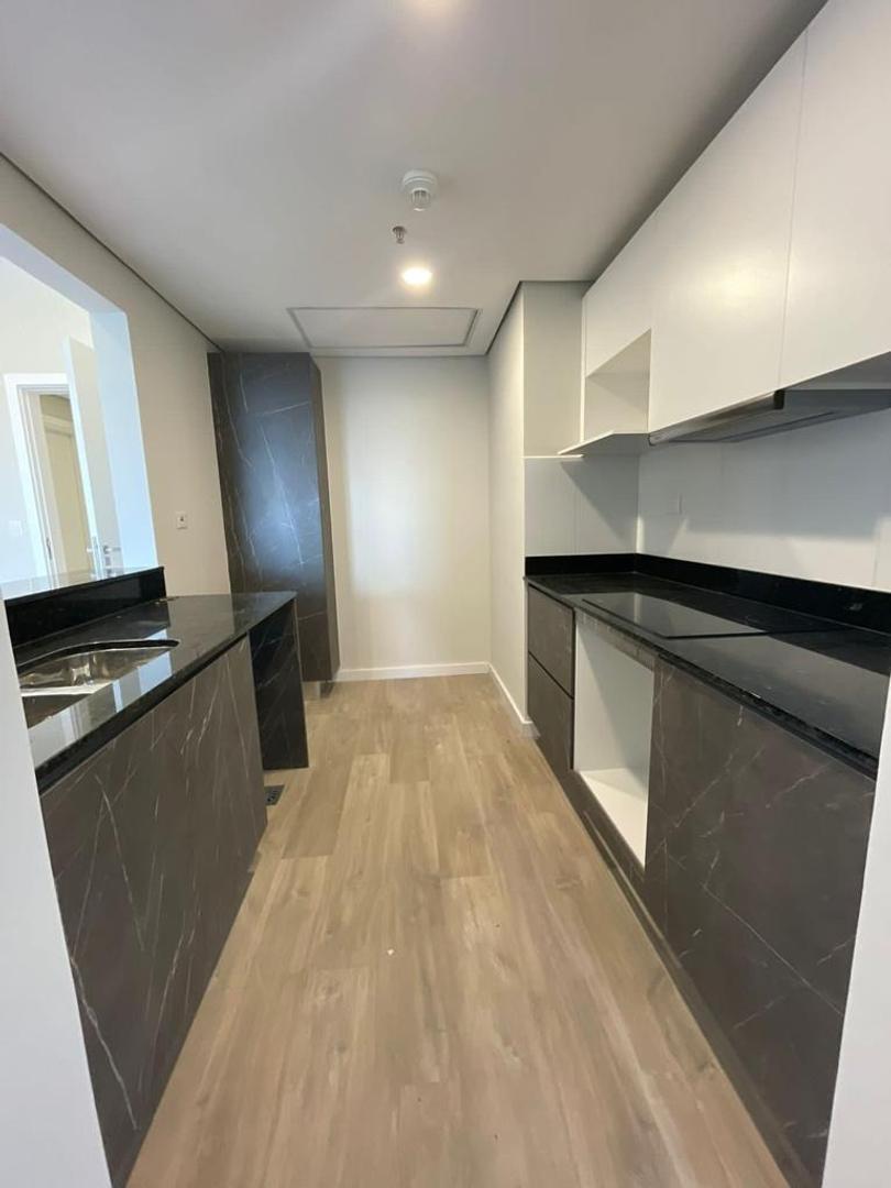 Dr. Felipe Molas Lopez 650