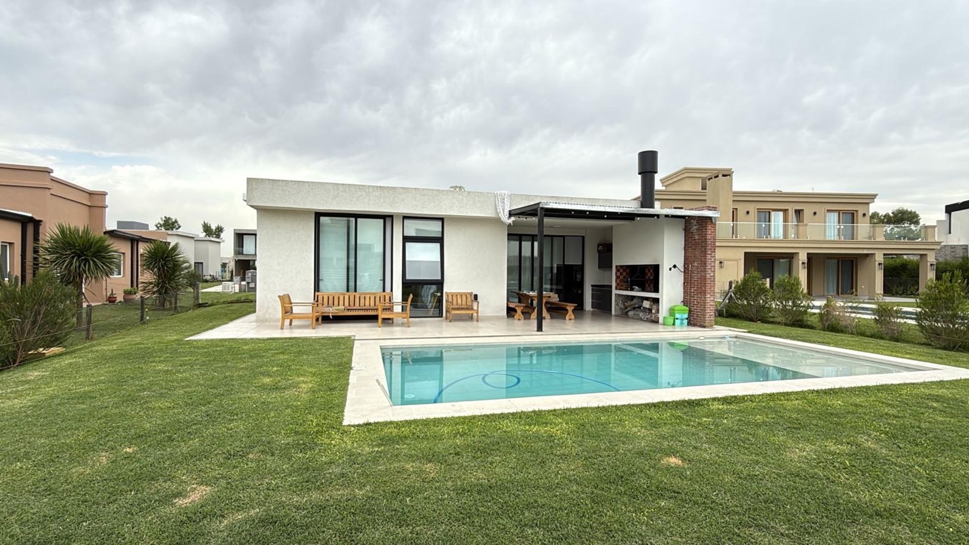 CASA EN ALQUILER EN TERRALAGOS