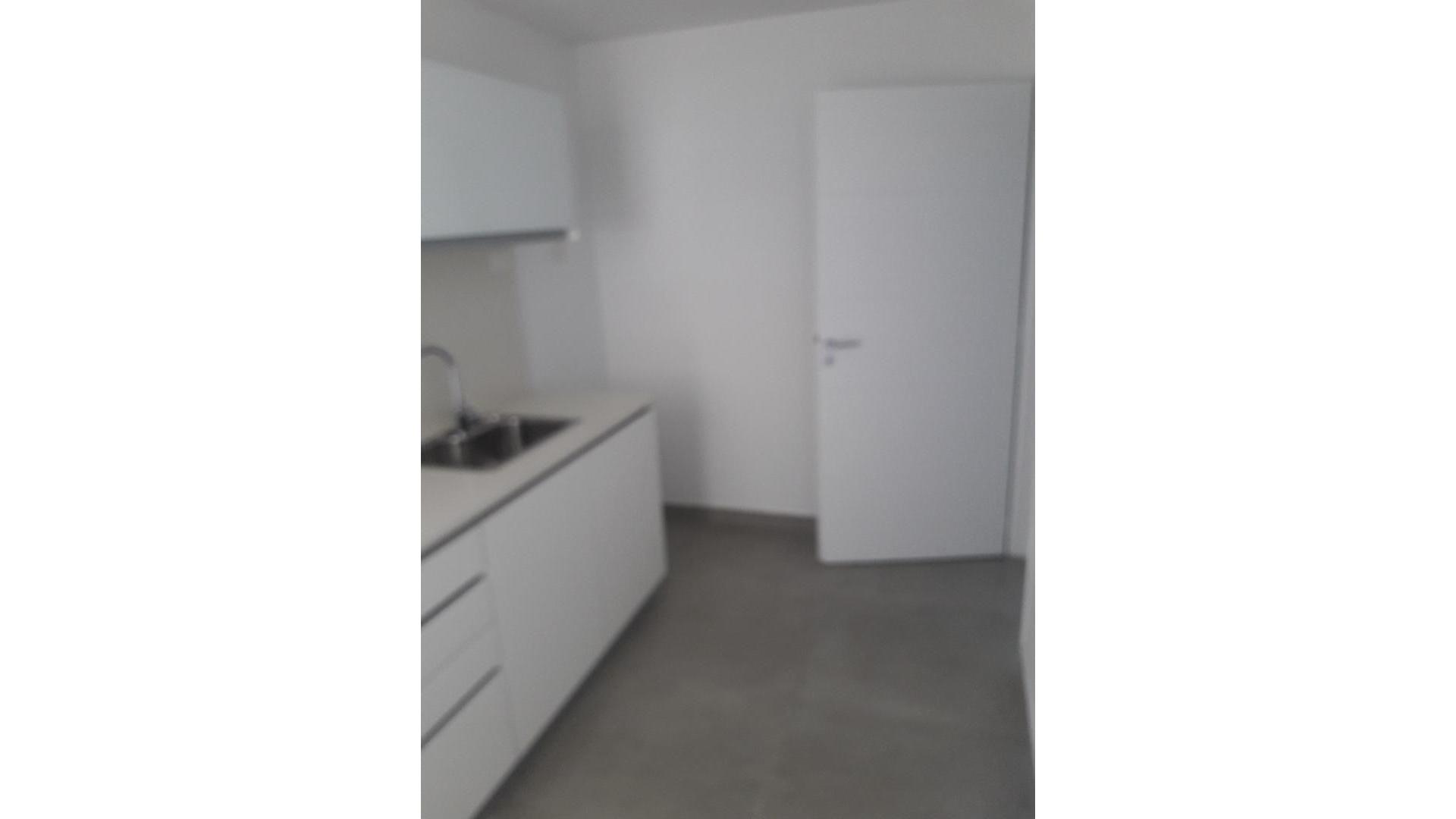 Tres ambientes a estrenar , dos dormitorios en suite y coche