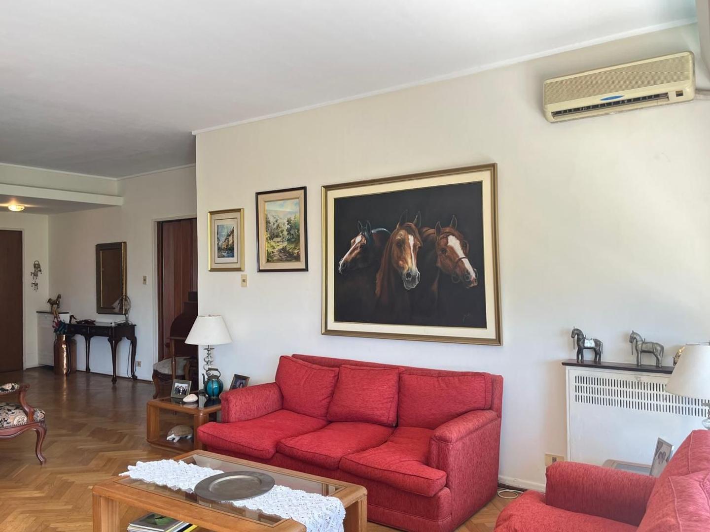 Departamento en Venta con 2 cocheras