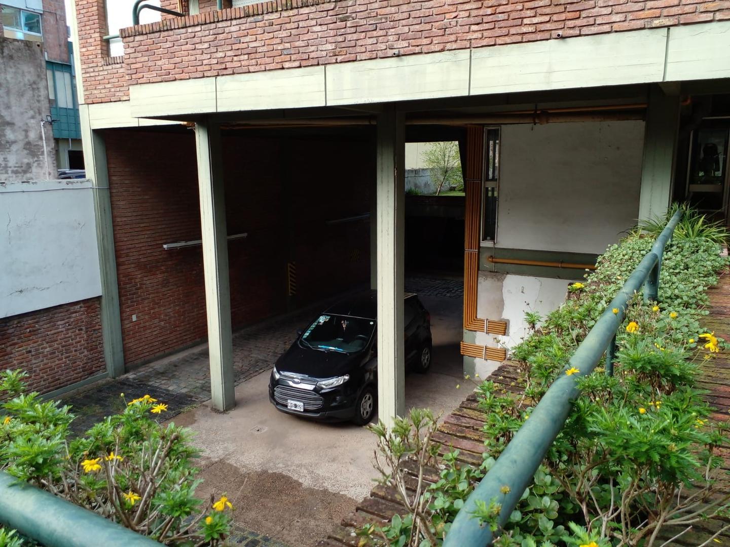 Departamento en Venta en San Isidro Vias / Rolon, USD 105.000