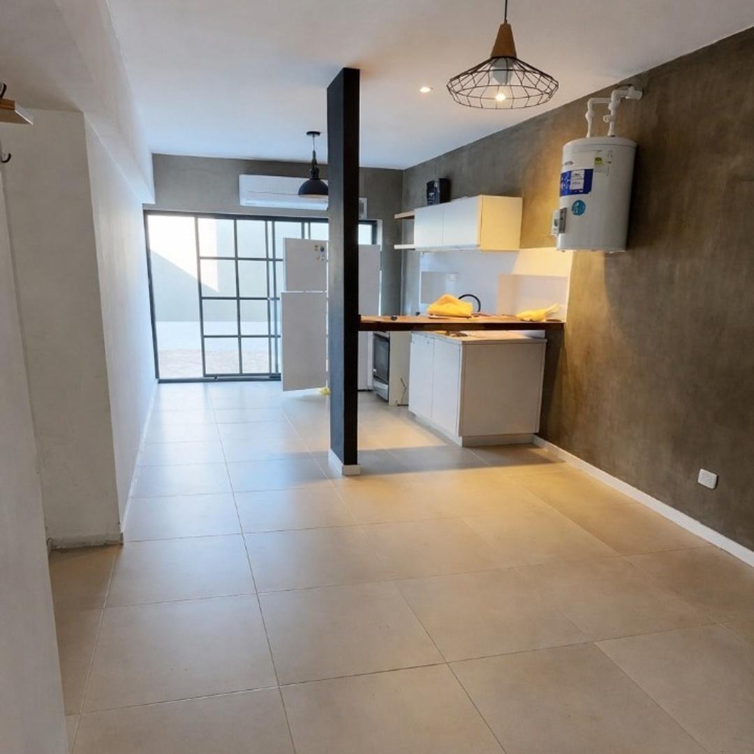 Azcuenaga 200, Piso PB