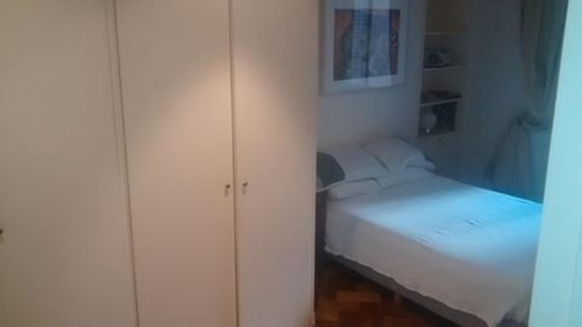 Pje Tres Sargentos 400