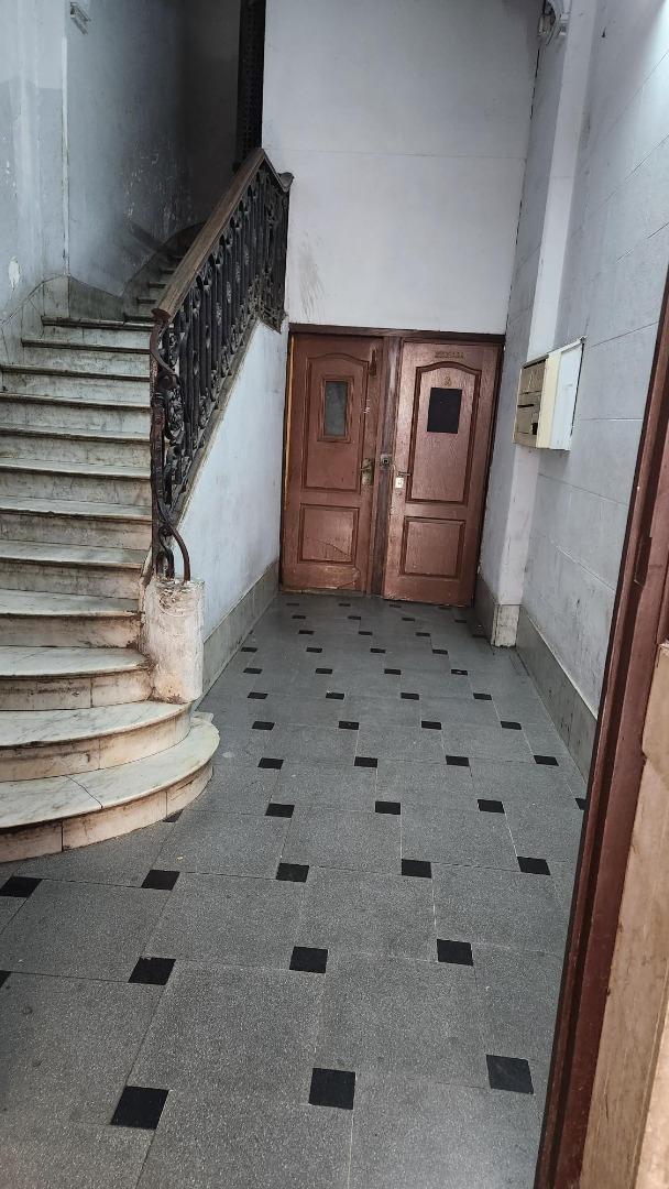 Depto Tipo Casa en Venta 100 años