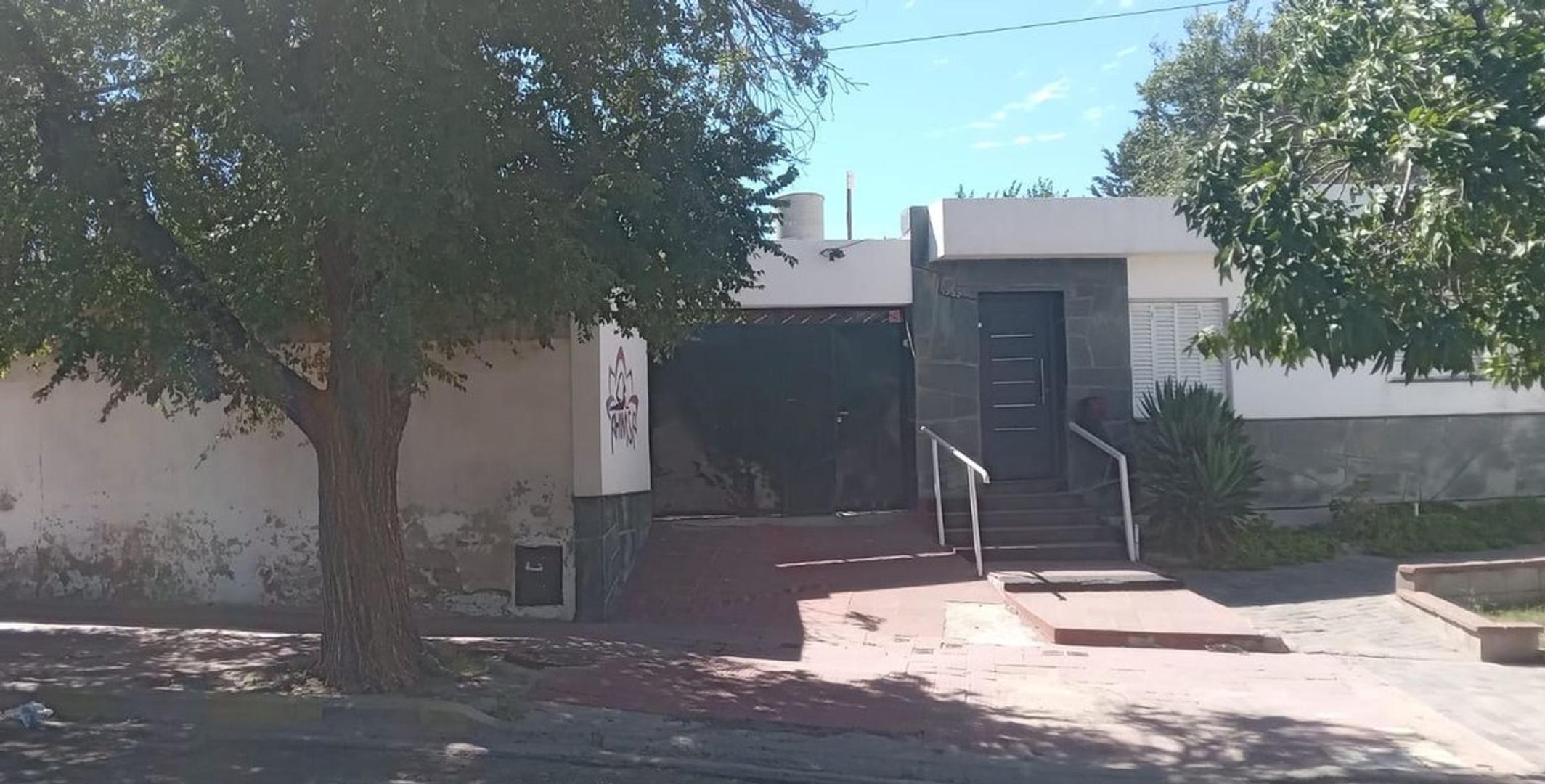 Avenida Juan Gilberto Funes 1200
