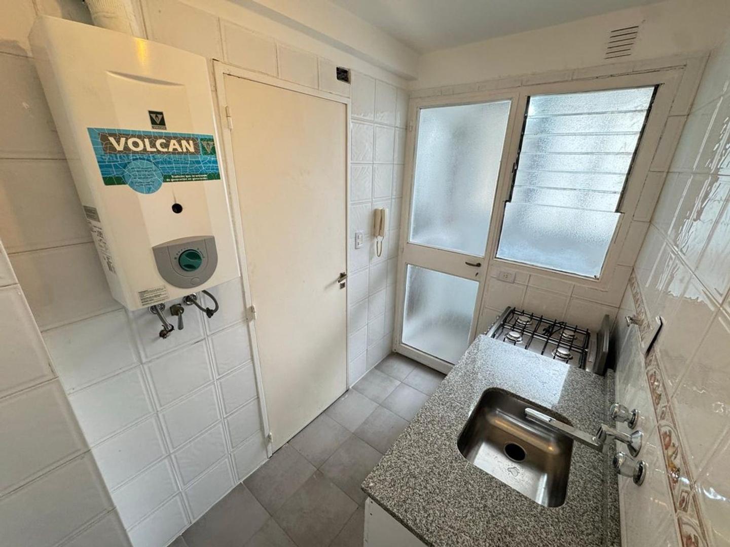 Alquiler de hermoso Dpto. de 2 Amb en Barrio Norte