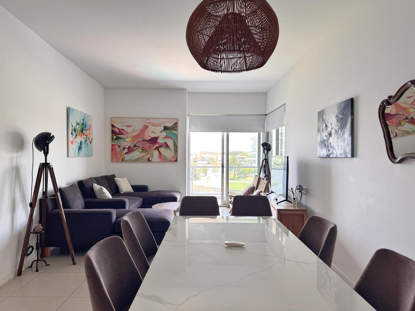 Departamento en Alquiler con 1 cocheras