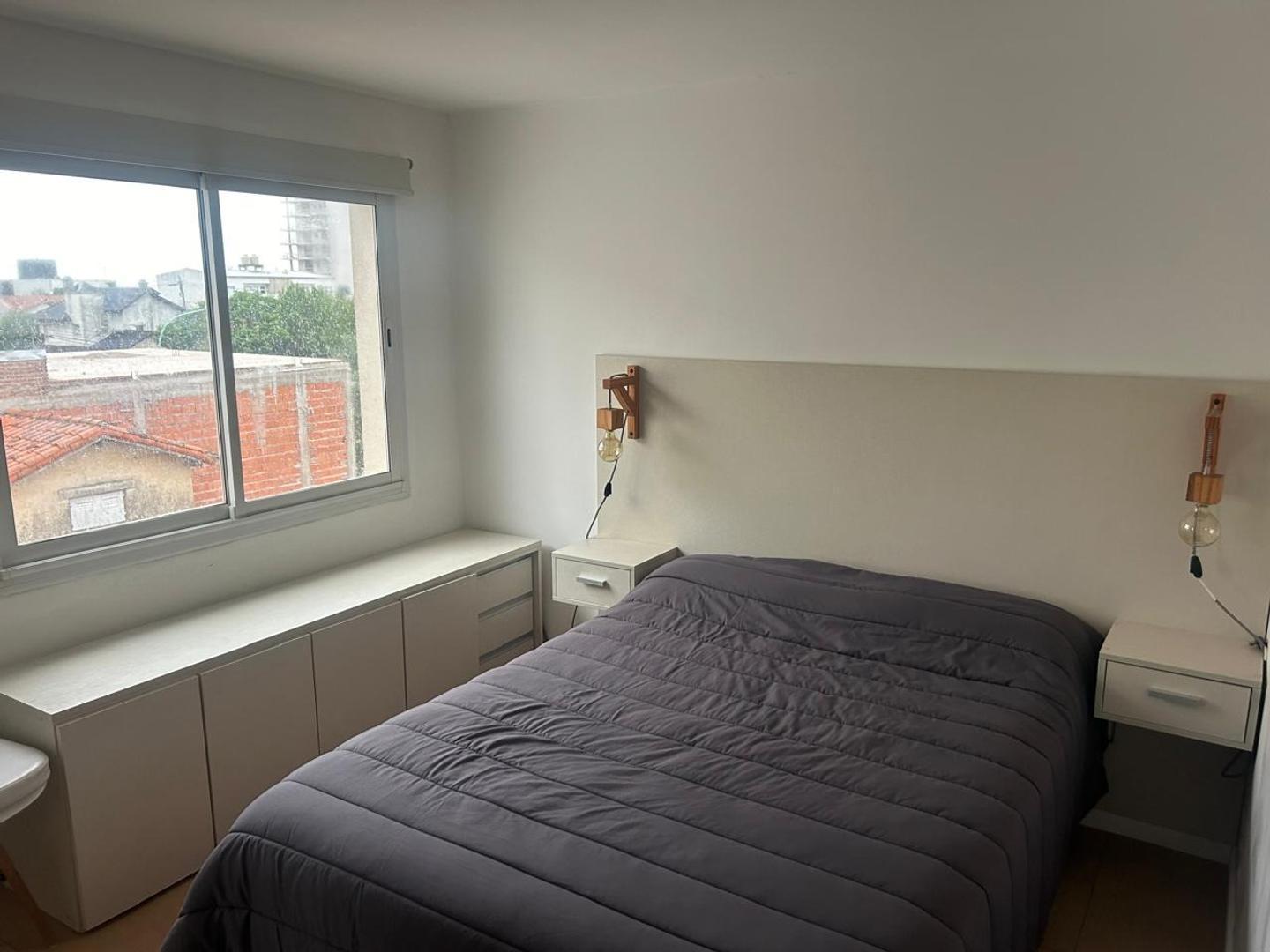 Departamento en Alquiler Temporal en Parque Luro, $ 125.000
