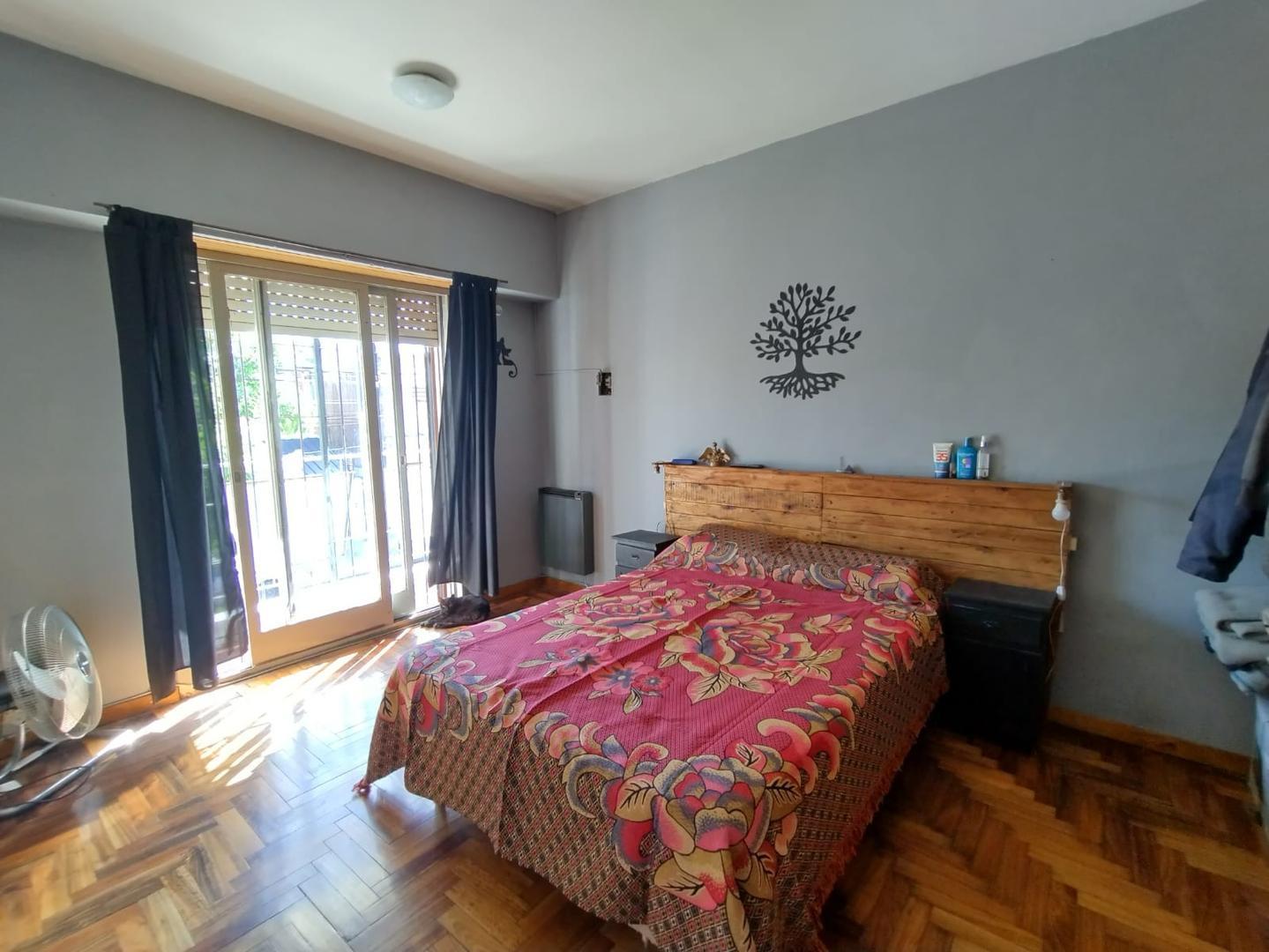 Depto Tipo Casa 6 ambientes con 3 baños