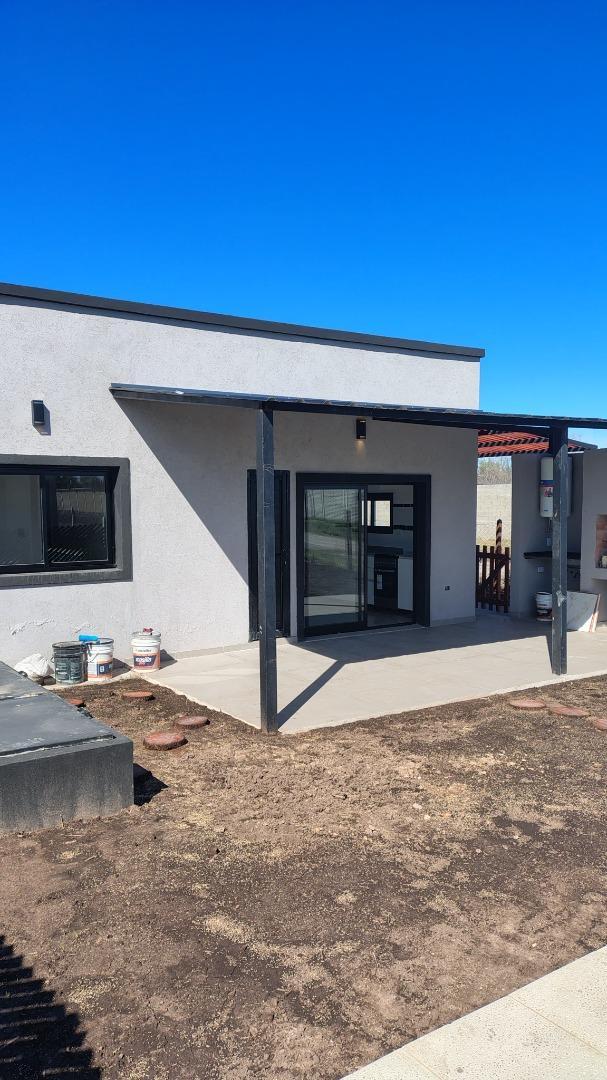 Casa en Venta en Laguna Azul, USD 105.000