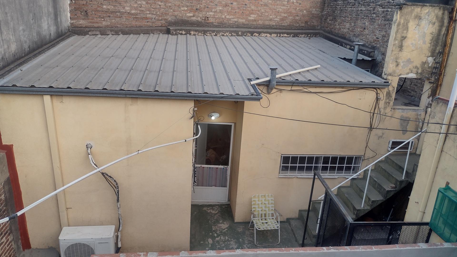 VENTA LOCALES COMERCIALES Y VIVIENDAS SOBRE AV. BLAS PARERA