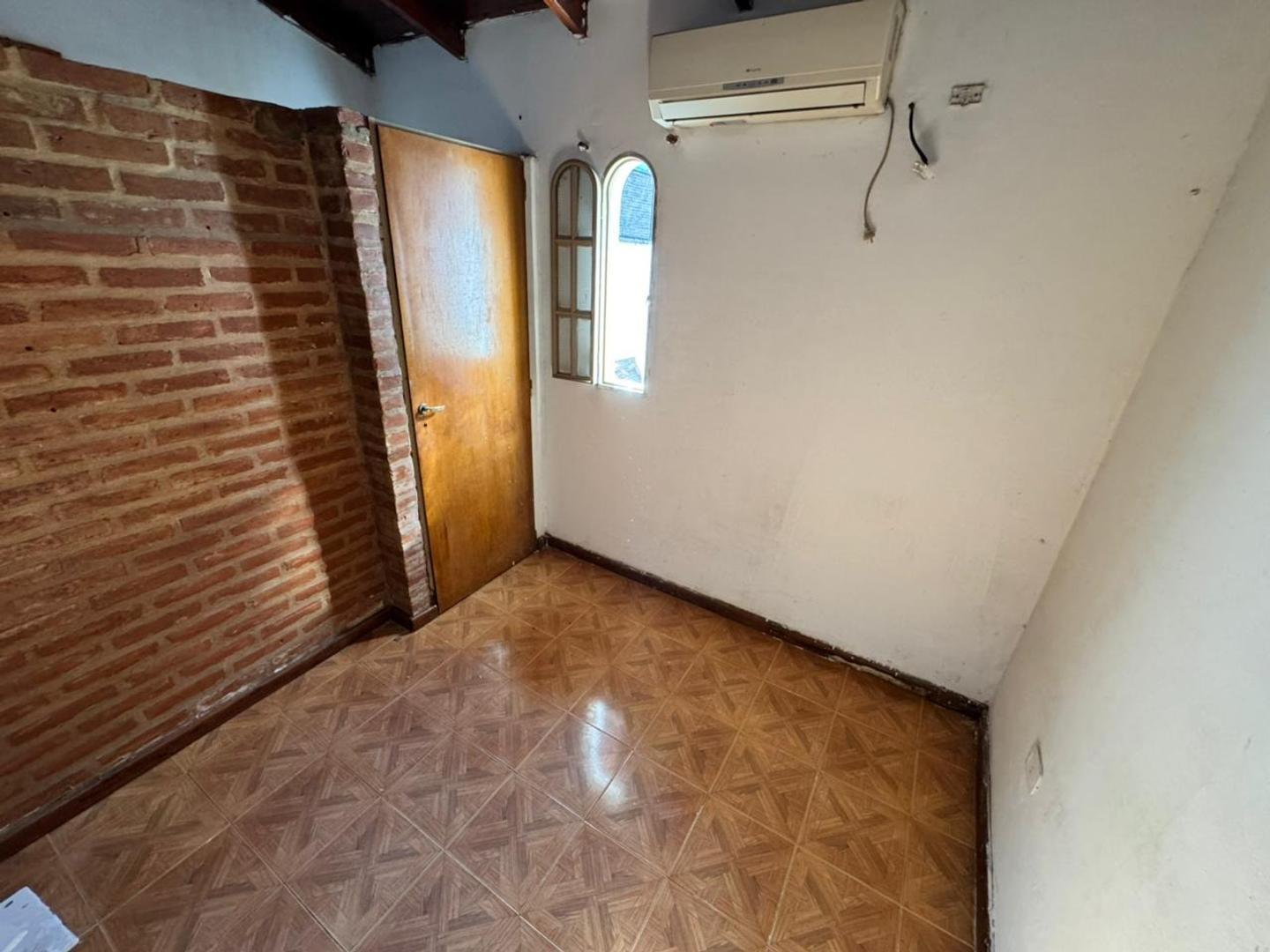 Depto Tipo Casa 2 ambientes con 1 baño