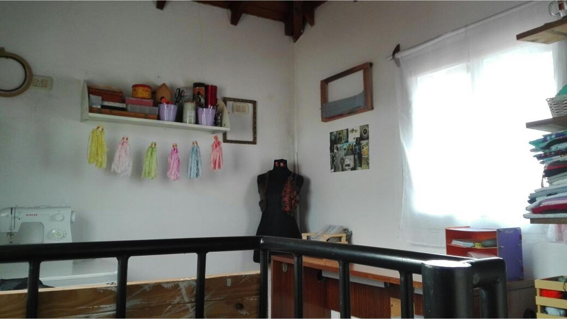 Depto Tipo Casa en Venta en Lomas de Zamora, USD 140.000