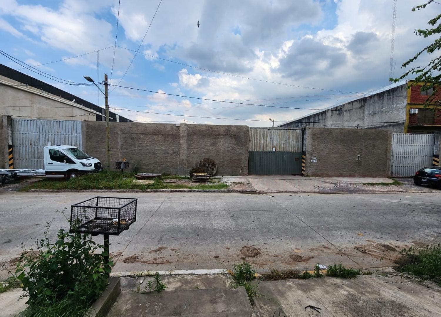 FRACCIÓN A METROS DE LA AU. ACCESO OESTE