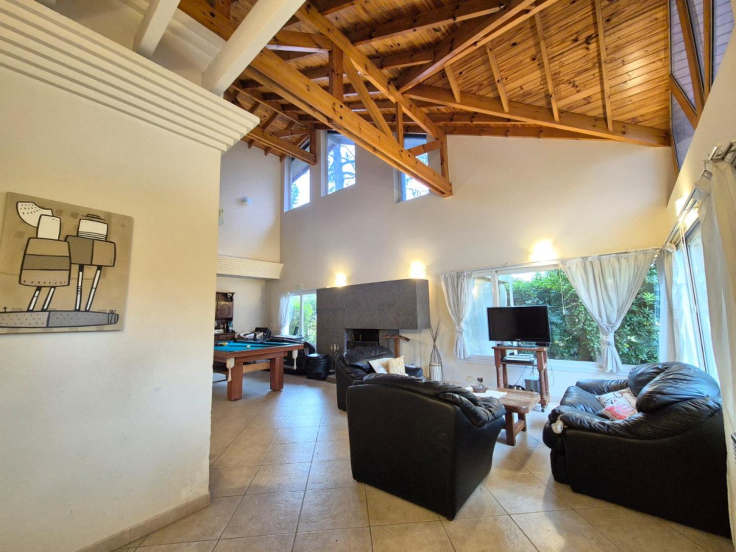 Casa en Venta de 5 dormitorios