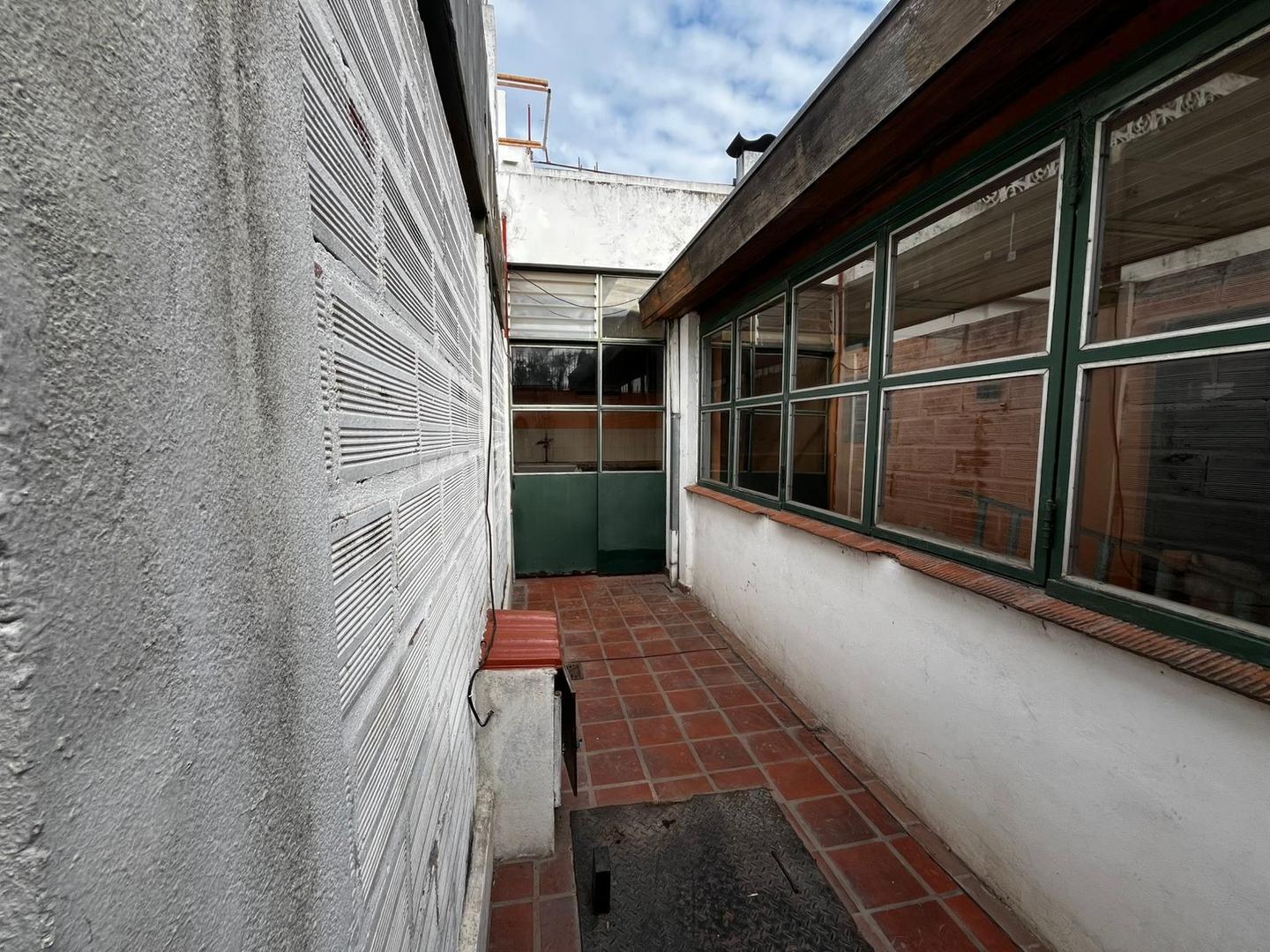 Depto Tipo Casa en Venta de 2 ambientes