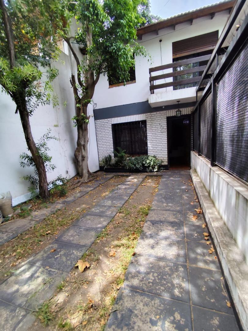 ALQUILER DUPLEX AL FRENTE ( 2 UNIDADES )