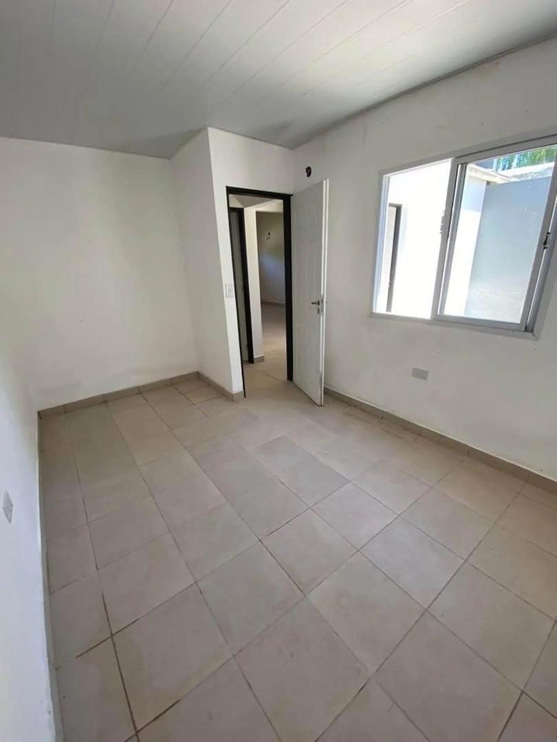 Casa en venta a estrenar City Bell 30 y 477