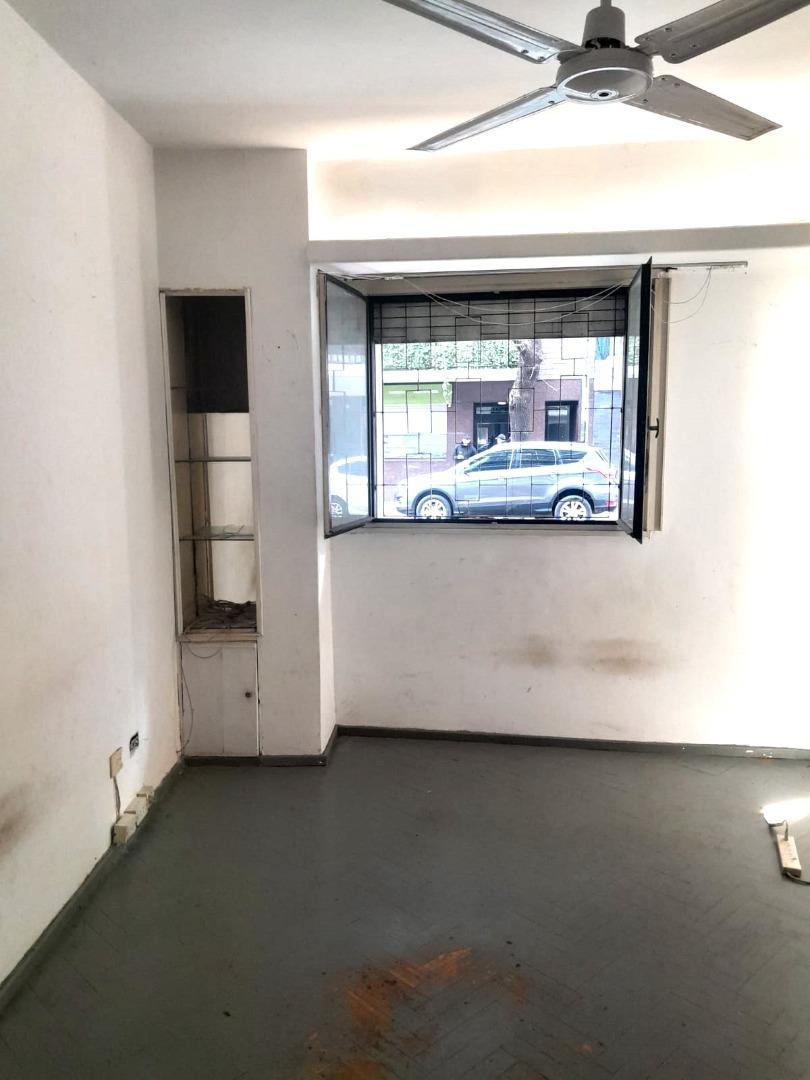 Julian Alvarez 2600, Piso PB