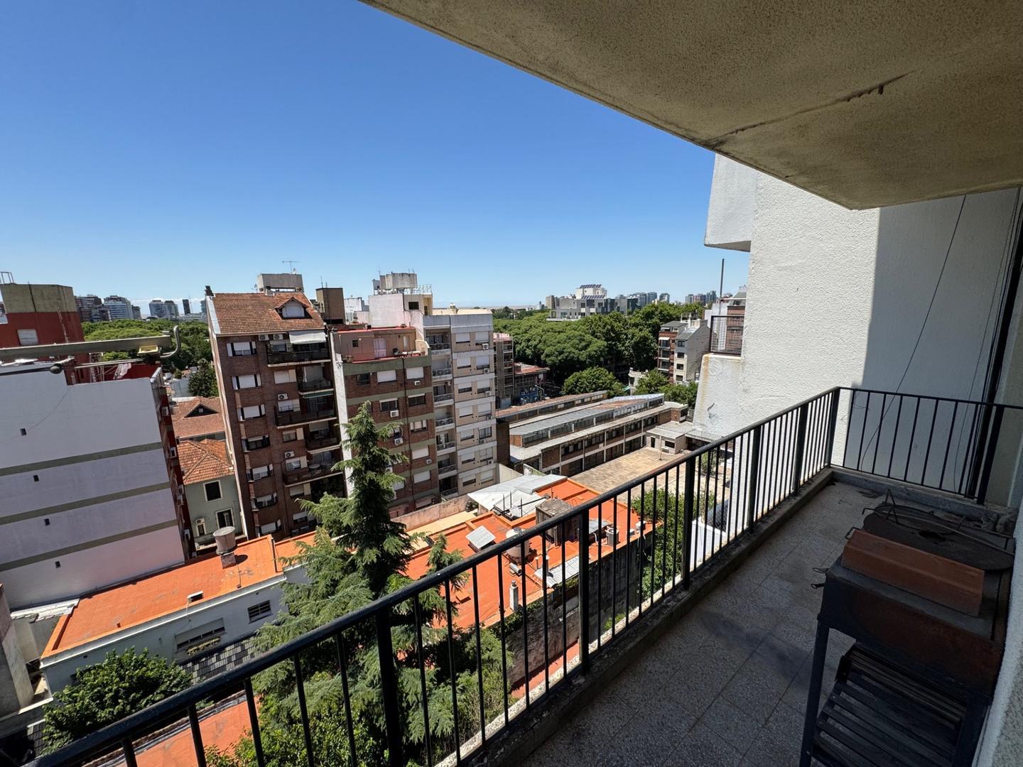 Departamento en venta en Olivos 4 ambientes con cochera
