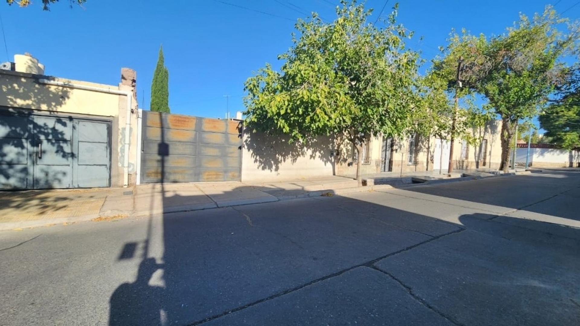 LOTE EN B° BOMBAL DE GODOY CRUZ