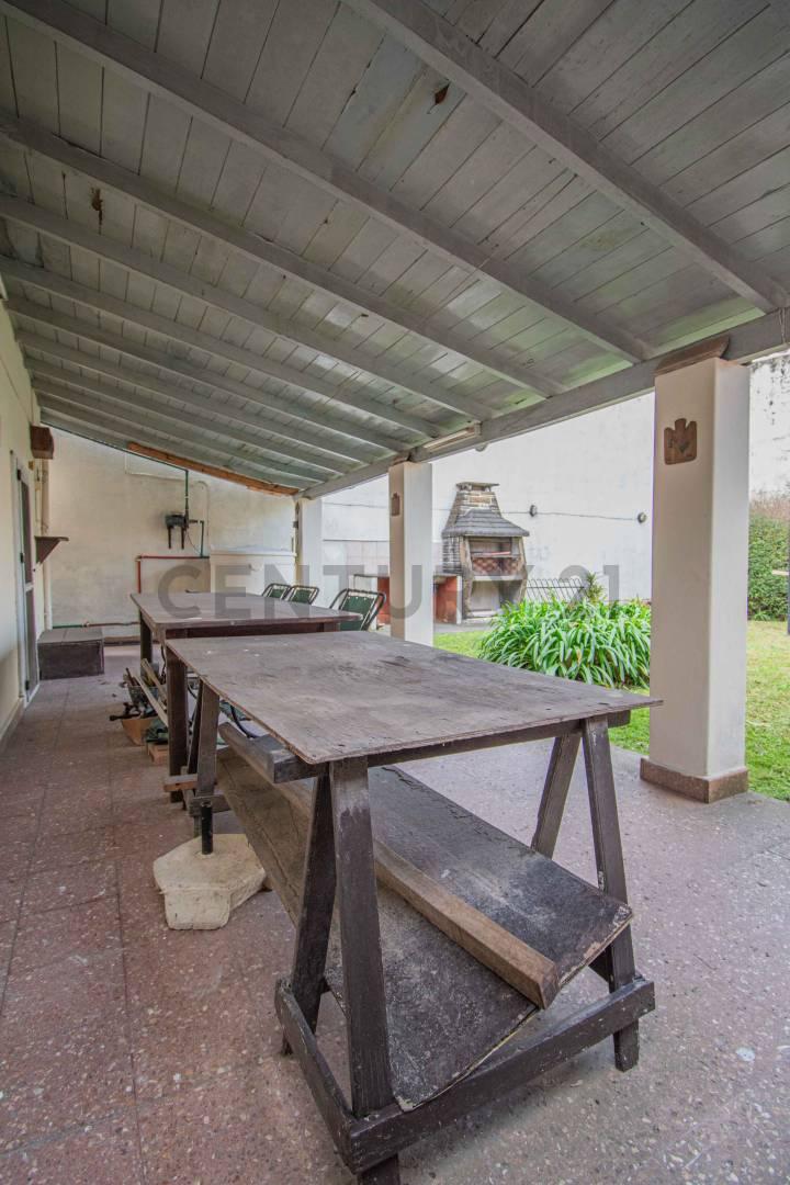 CASA A LA VENTA EN TIGRE CENTRO!