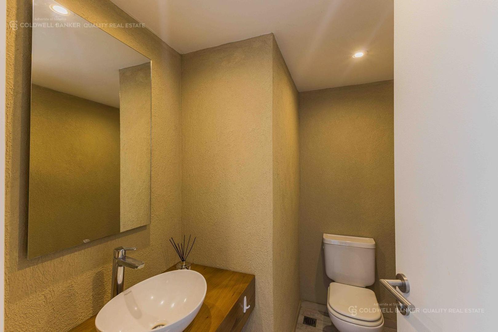 Casa en Venta en El Cantón - Barrio Islas, USD 359.900