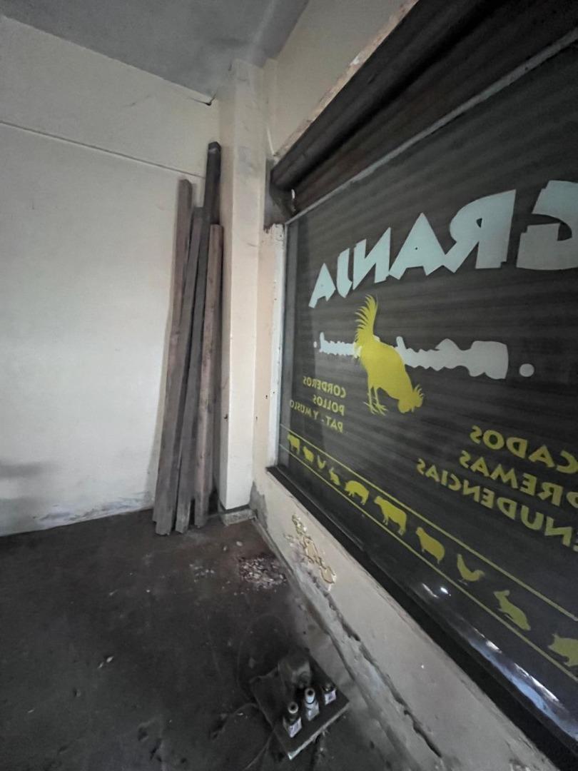 Local en venta esquina OPORTUNIDAD