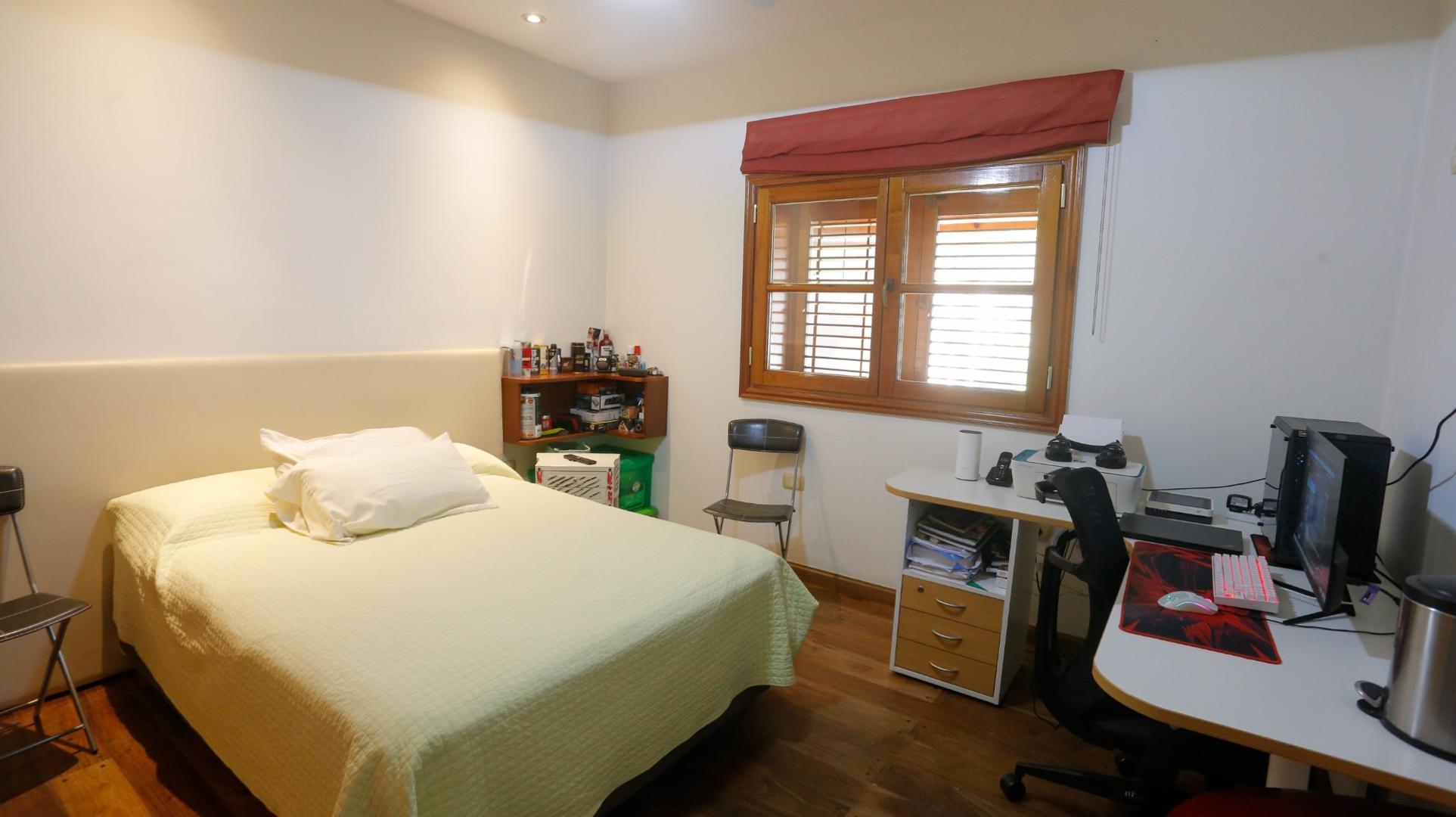 Casa en Venta en Luis Guillon, USD 195.000