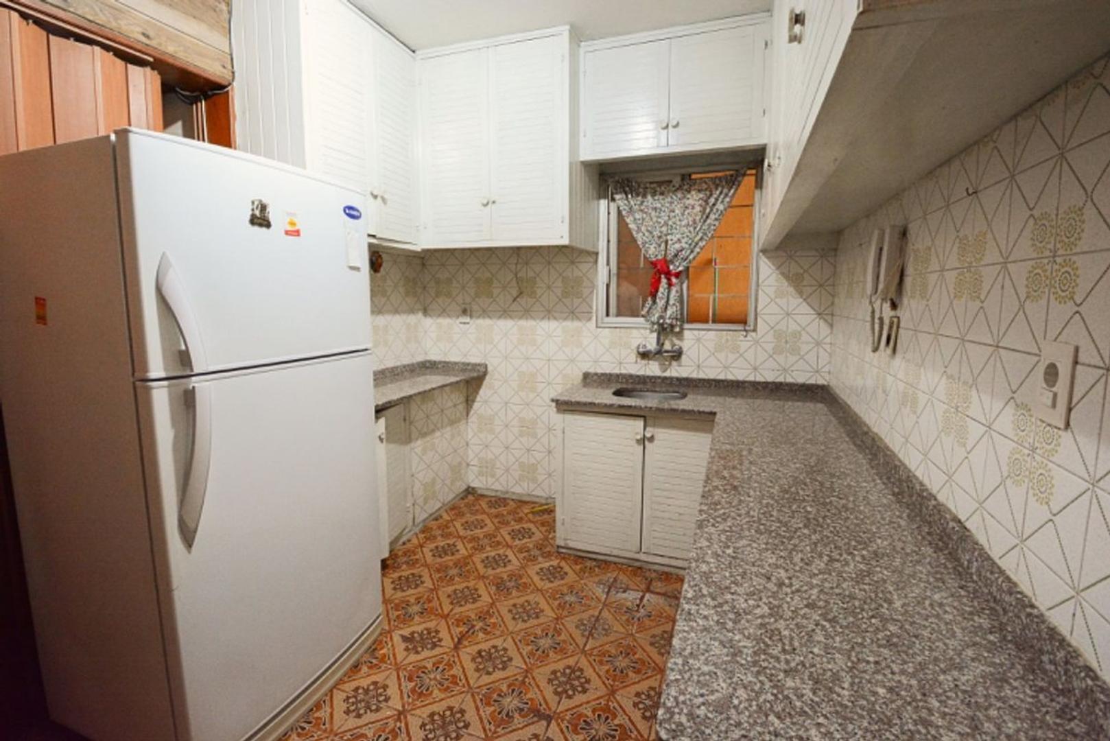 Casa 6 ambientes con 3 baños