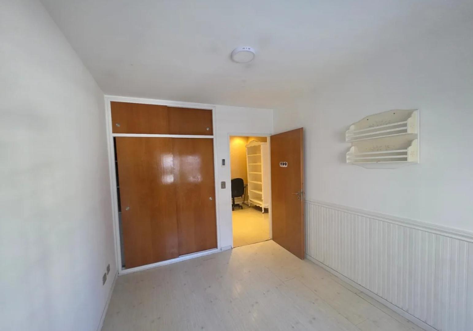 Departamento 4 ambientes con 3 baños