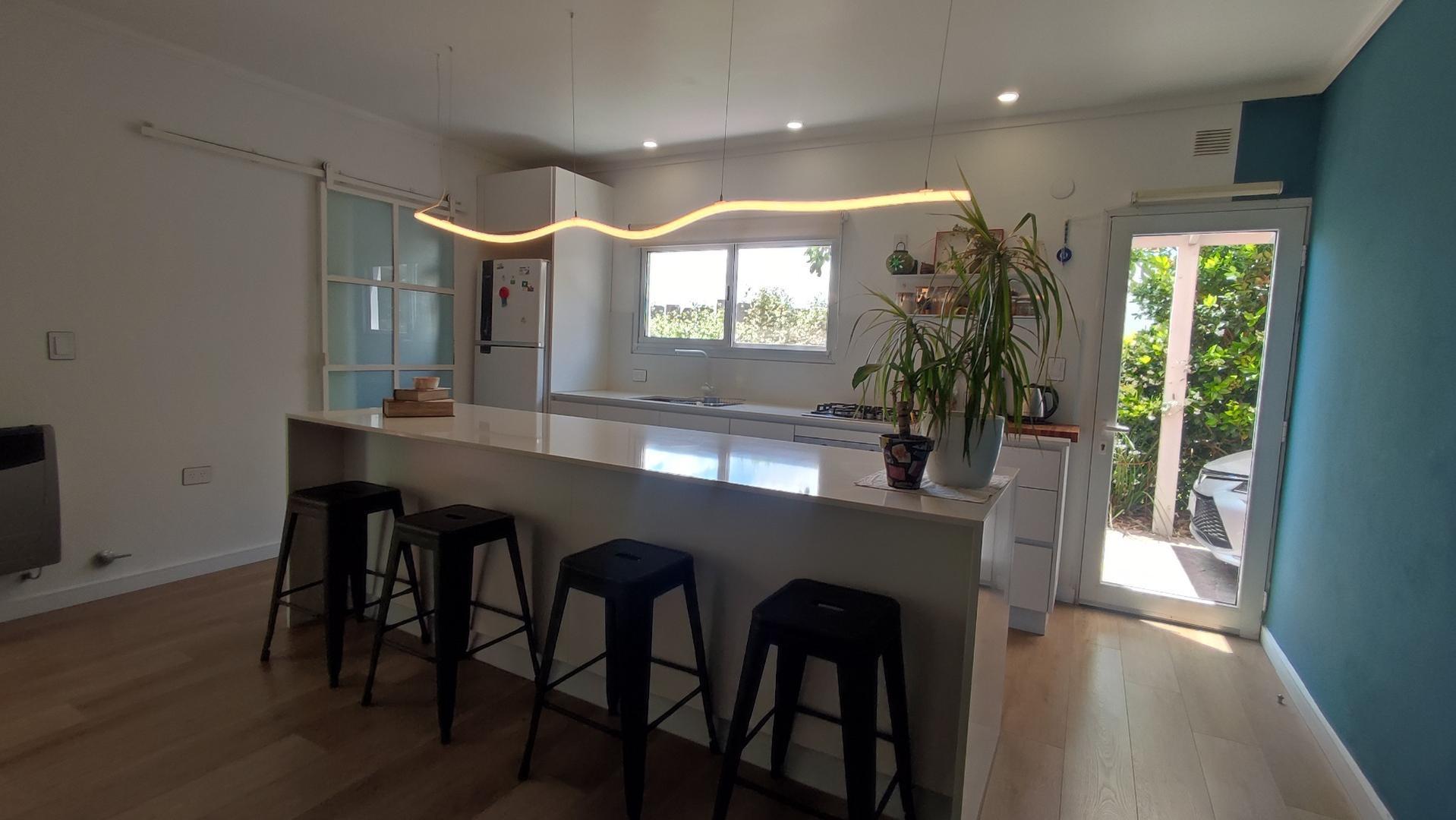 Casa en Venta en Pilar del Este - Santa Elena, USD 190.000