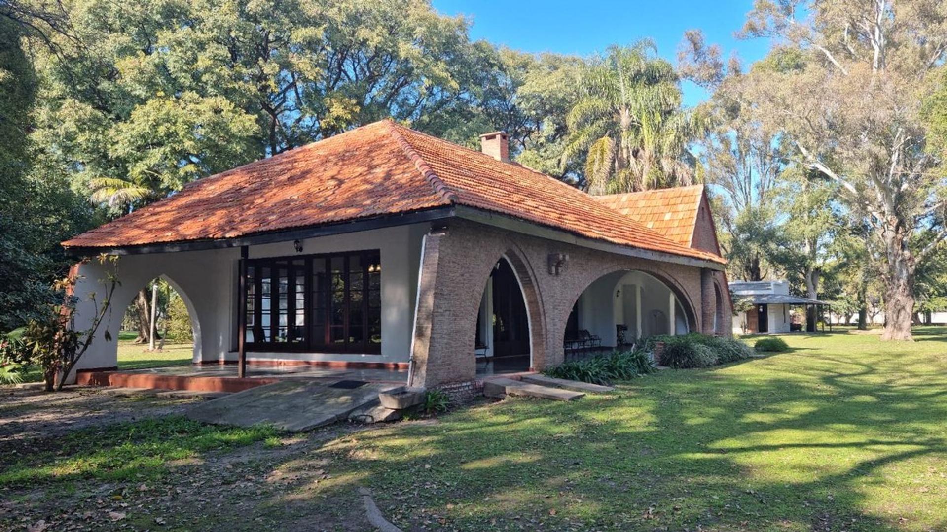 ALQUILER EXCLUSIVO SOBRE EL RÍO CORONDA