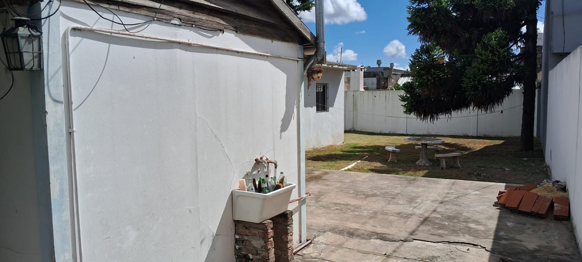 Depto Tipo Casa en Alquiler de 2 ambientes