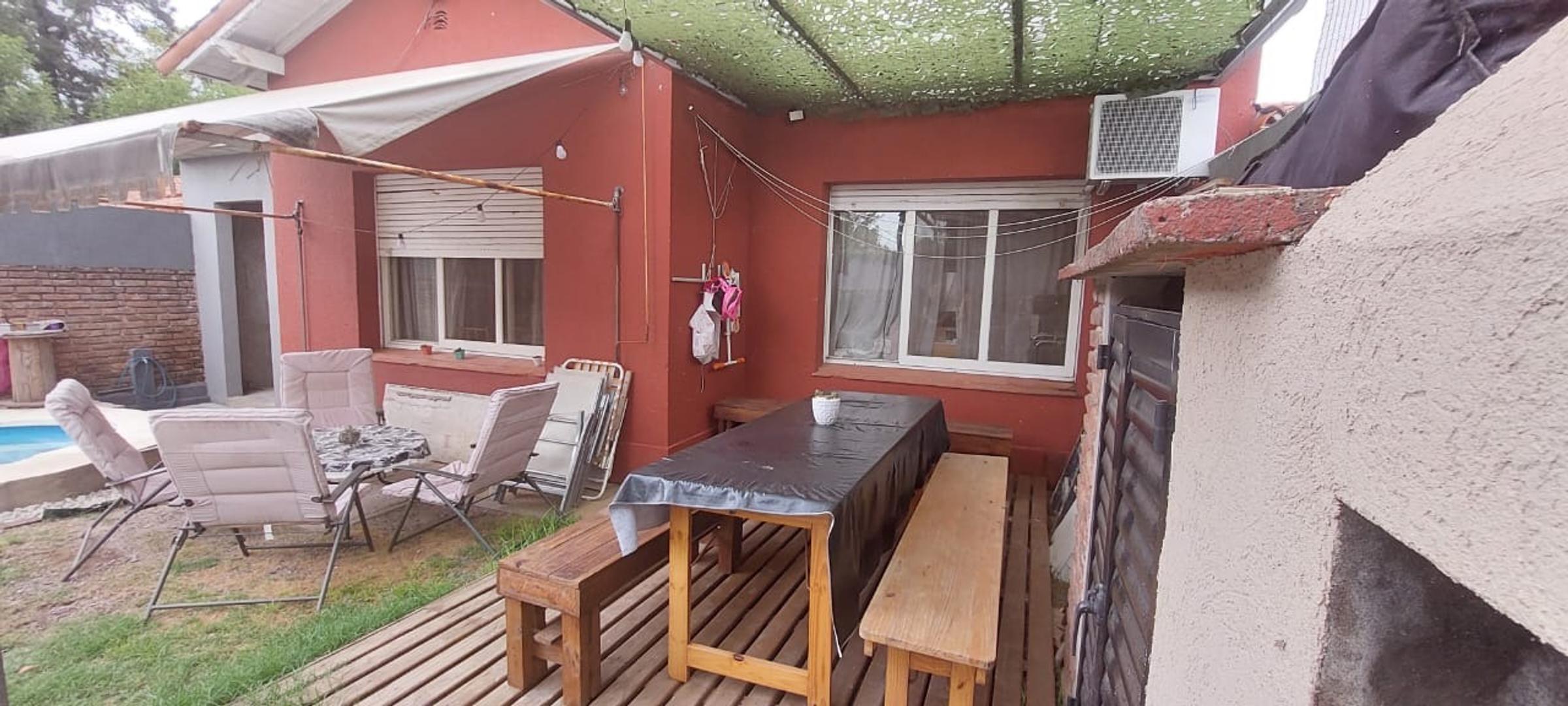 Casa 4 ambientes con 1 baño