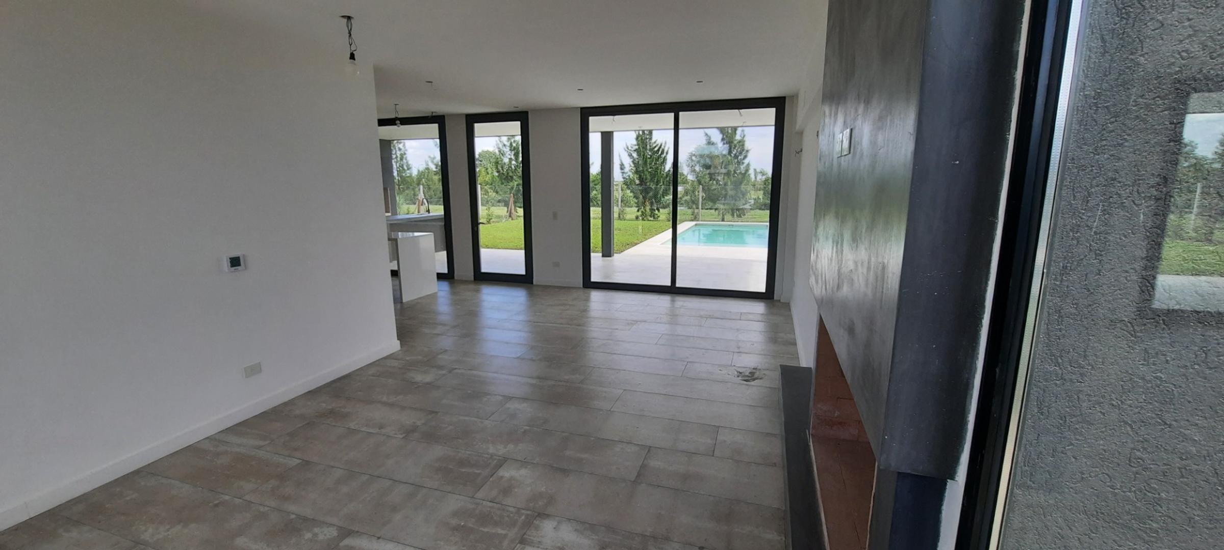 Casa 5 ambientes con 5 baños