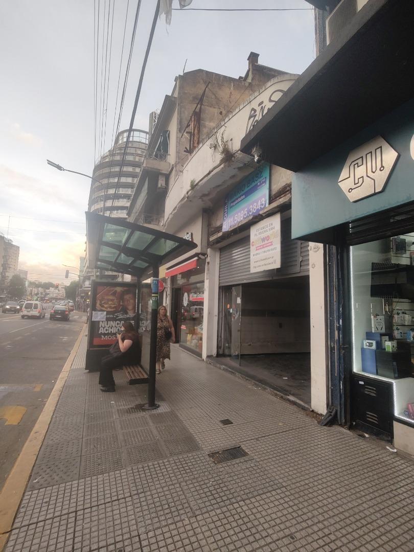 Local en Alquiler en Villa Urquiza, $ 5.800.000