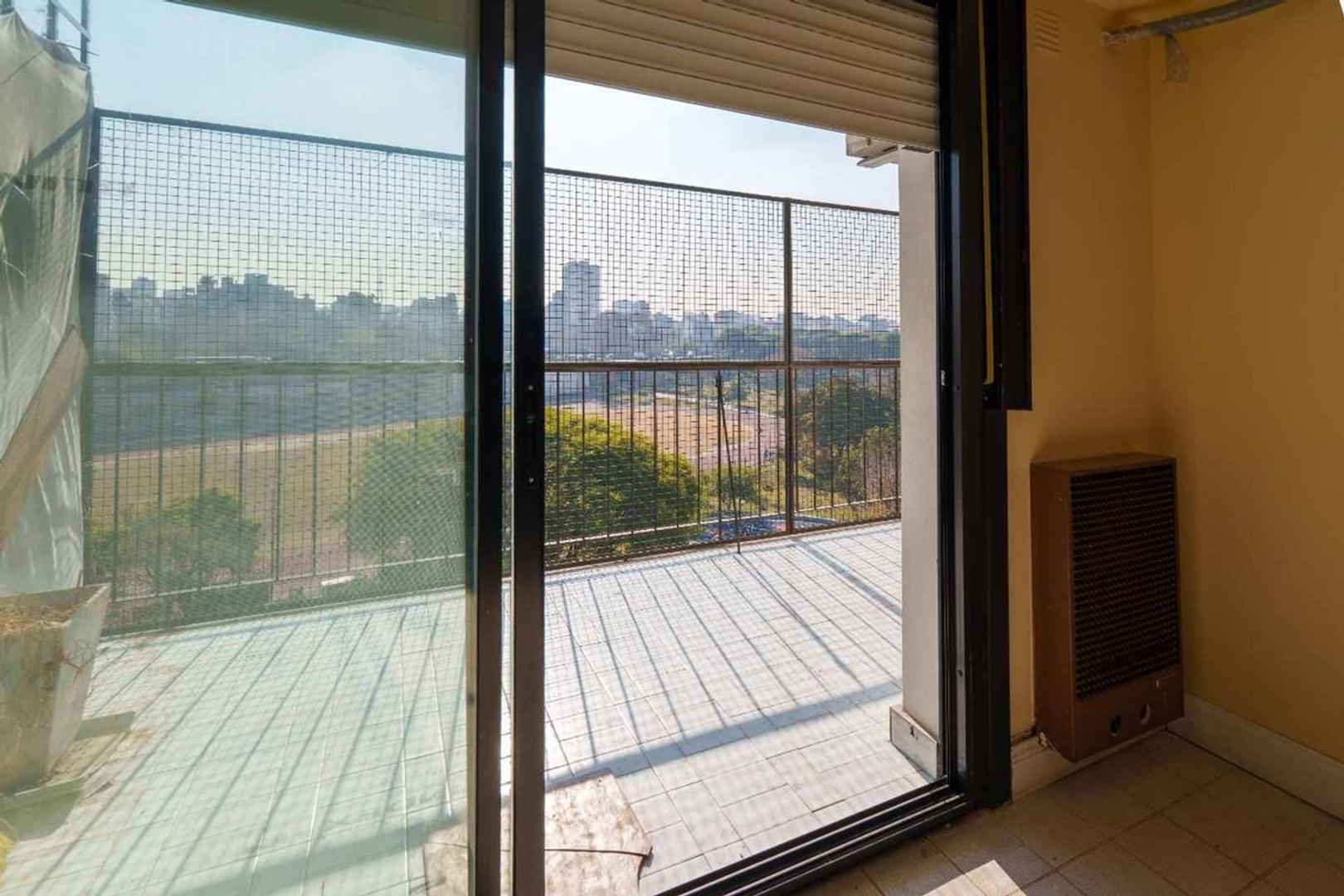 Departamento en Venta en Parque Chacabuco, USD 170.000