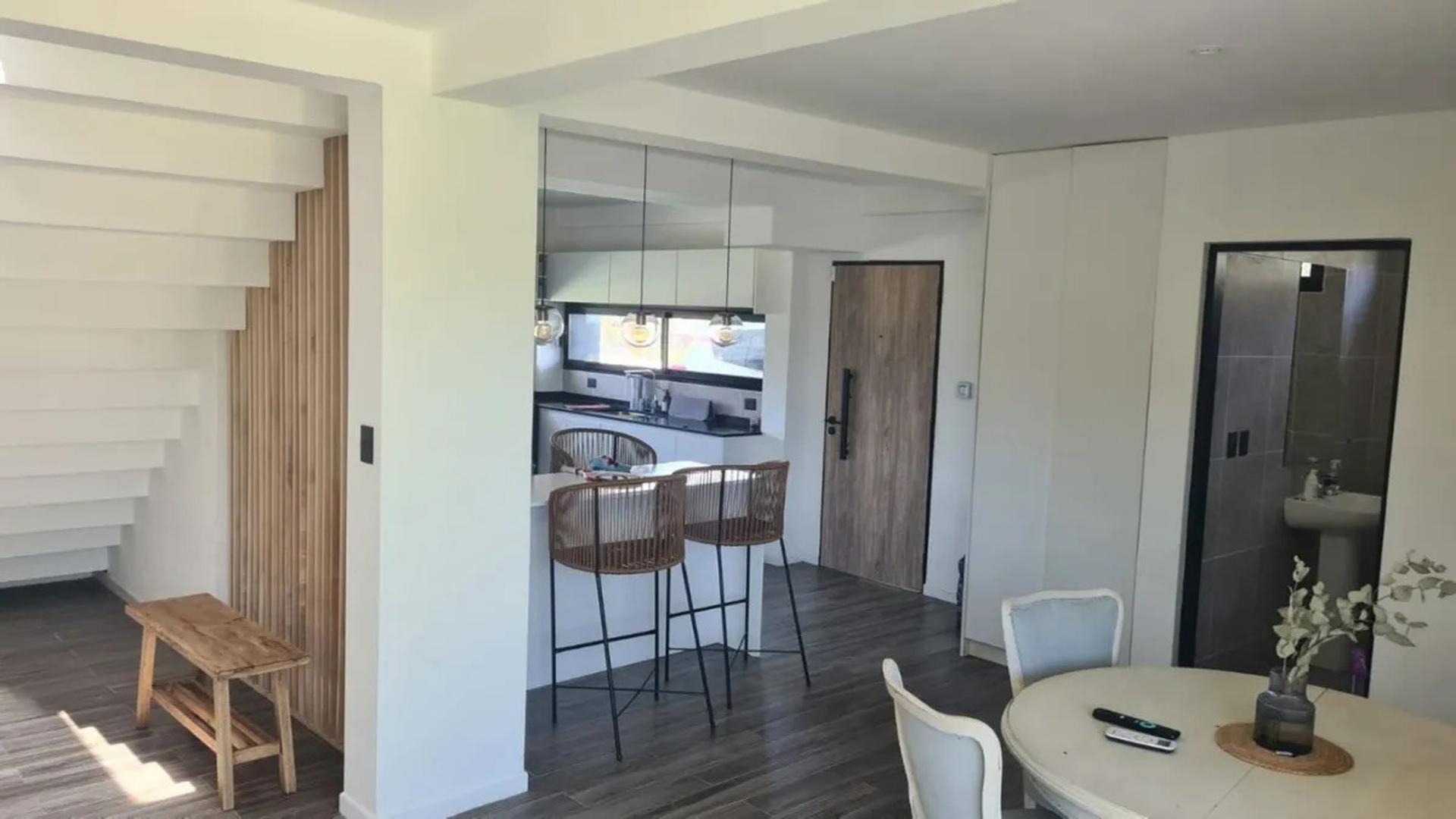 Casa 4 ambientes con 3 baños