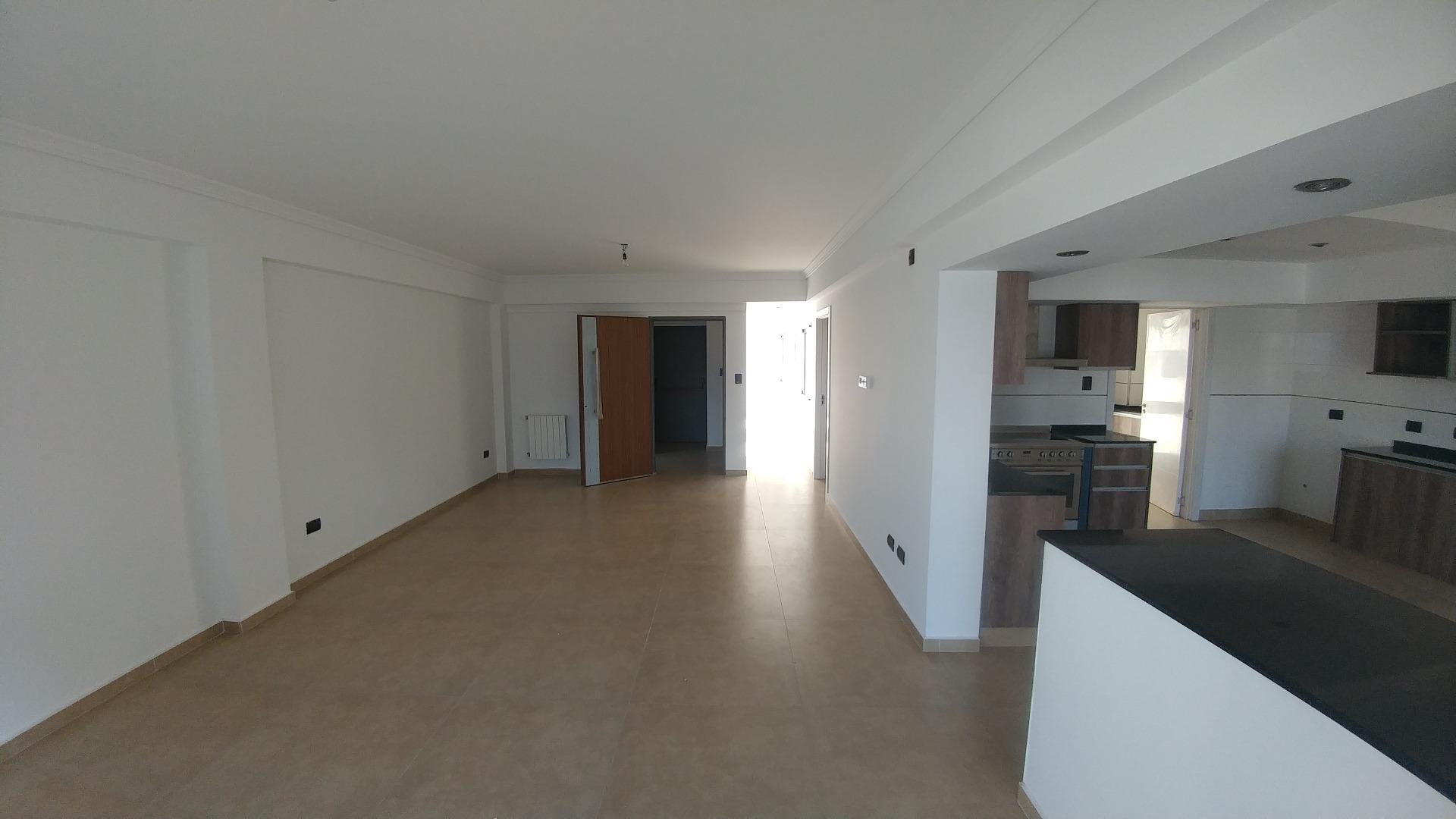 Rivera Indarte 327 , Piso 3