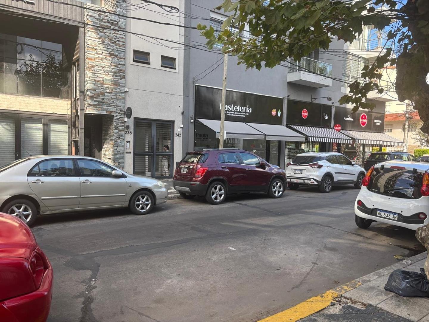 Local comercial en alquiler - Ramos Mejia