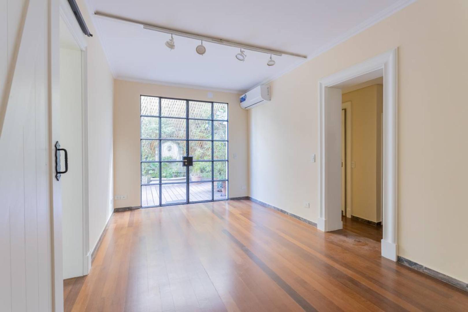 Departamento en Alquiler de 4 ambientes