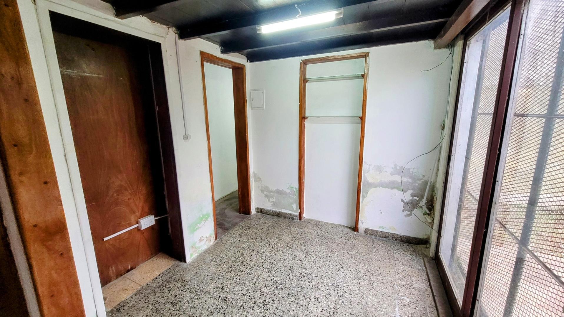 /VENTA - CASA - FLORENCIO VARELA - BULNES AL 100