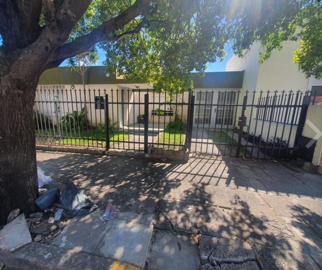 CASA 3 DORMITORIOS - CERCA DEL DINO RUTA 20!