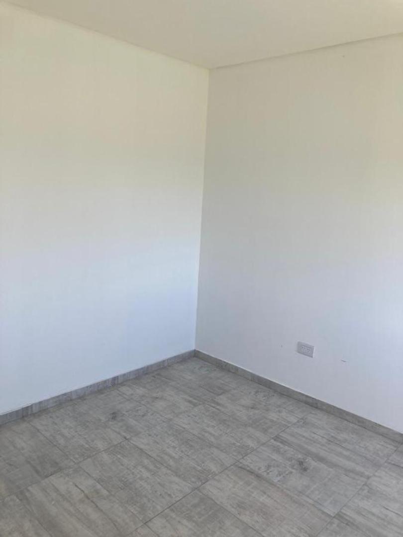 VENTA CASA QUINTA EN DOMSELAAR - BARRIO "LOS TILOS"