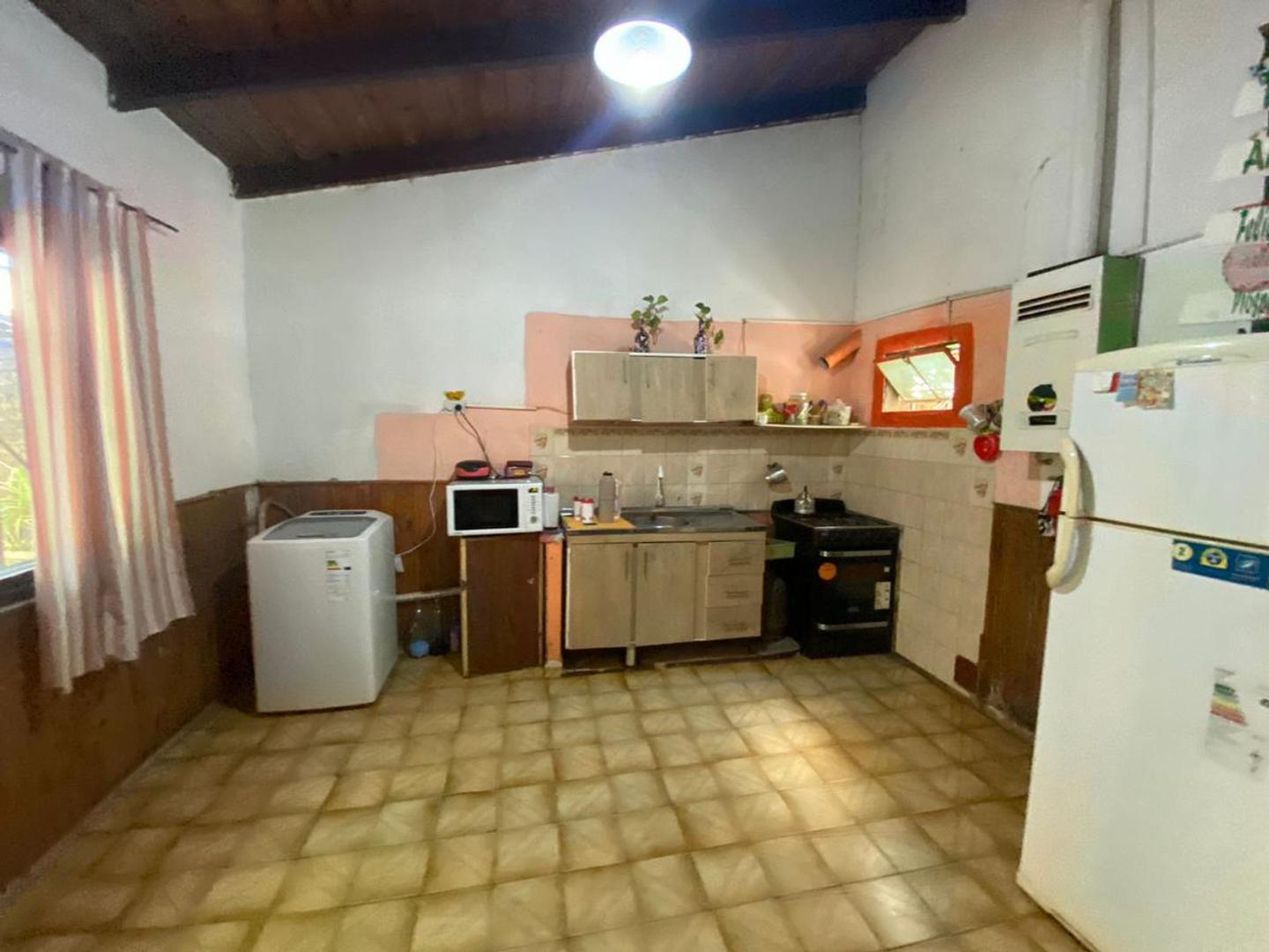 Casa 4 ambientes con 1 baño